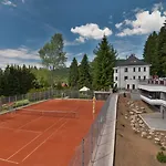 Bedriska Wellness & Hotel
