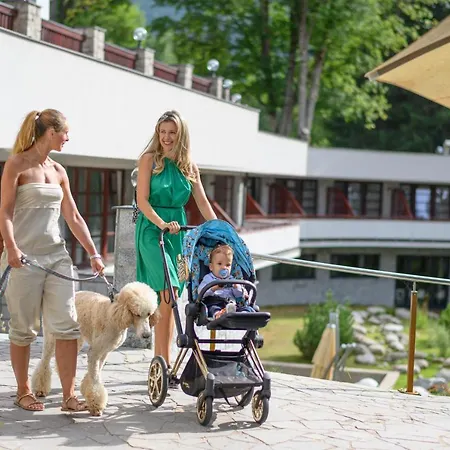 Bedriska Wellness & מלון