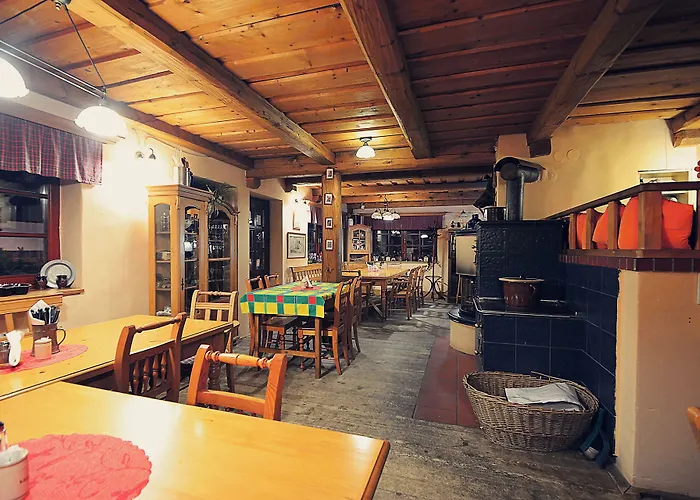 Bedriska Wellness & ホテル 4*